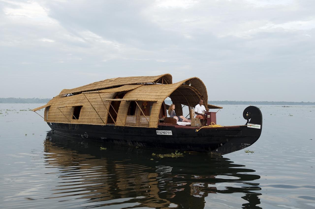 Soma Hamsam House Boat Hotel Alappuzha Buitenkant foto