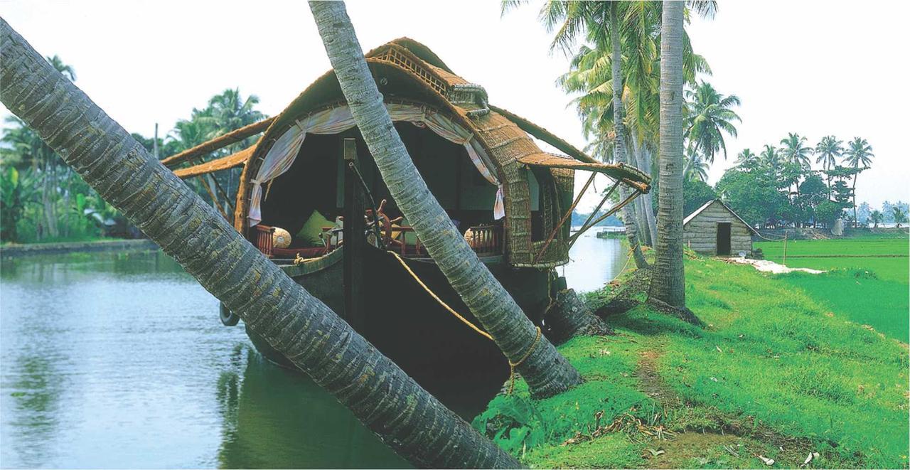 Soma Hamsam House Boat Hotel Alappuzha Buitenkant foto