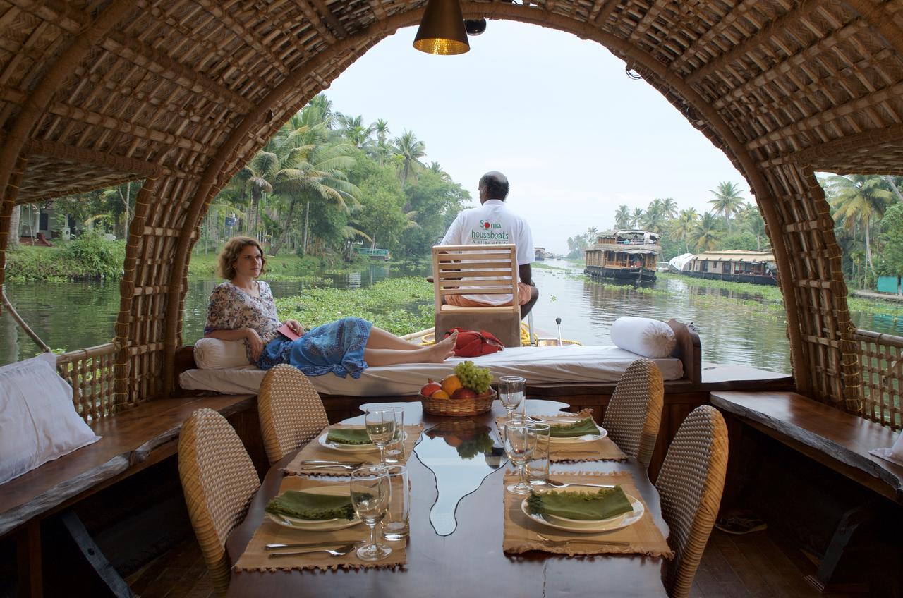 Soma Hamsam House Boat Hotel Alappuzha Buitenkant foto